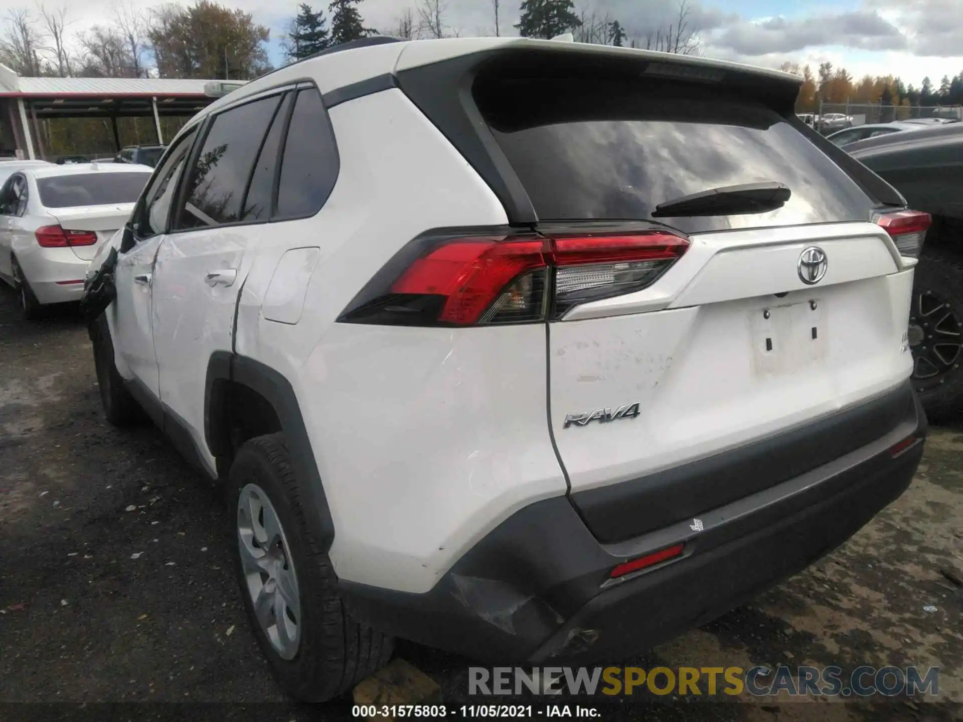 3 Photograph of a damaged car 2T3G1RFV4LC106813 TOYOTA RAV4 2020