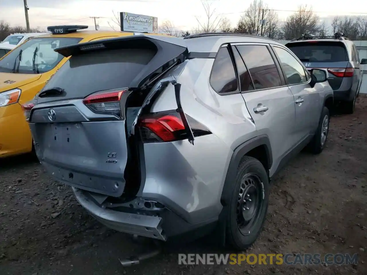 4 Photograph of a damaged car 2T3G1RFV4LW124923 TOYOTA RAV4 2020