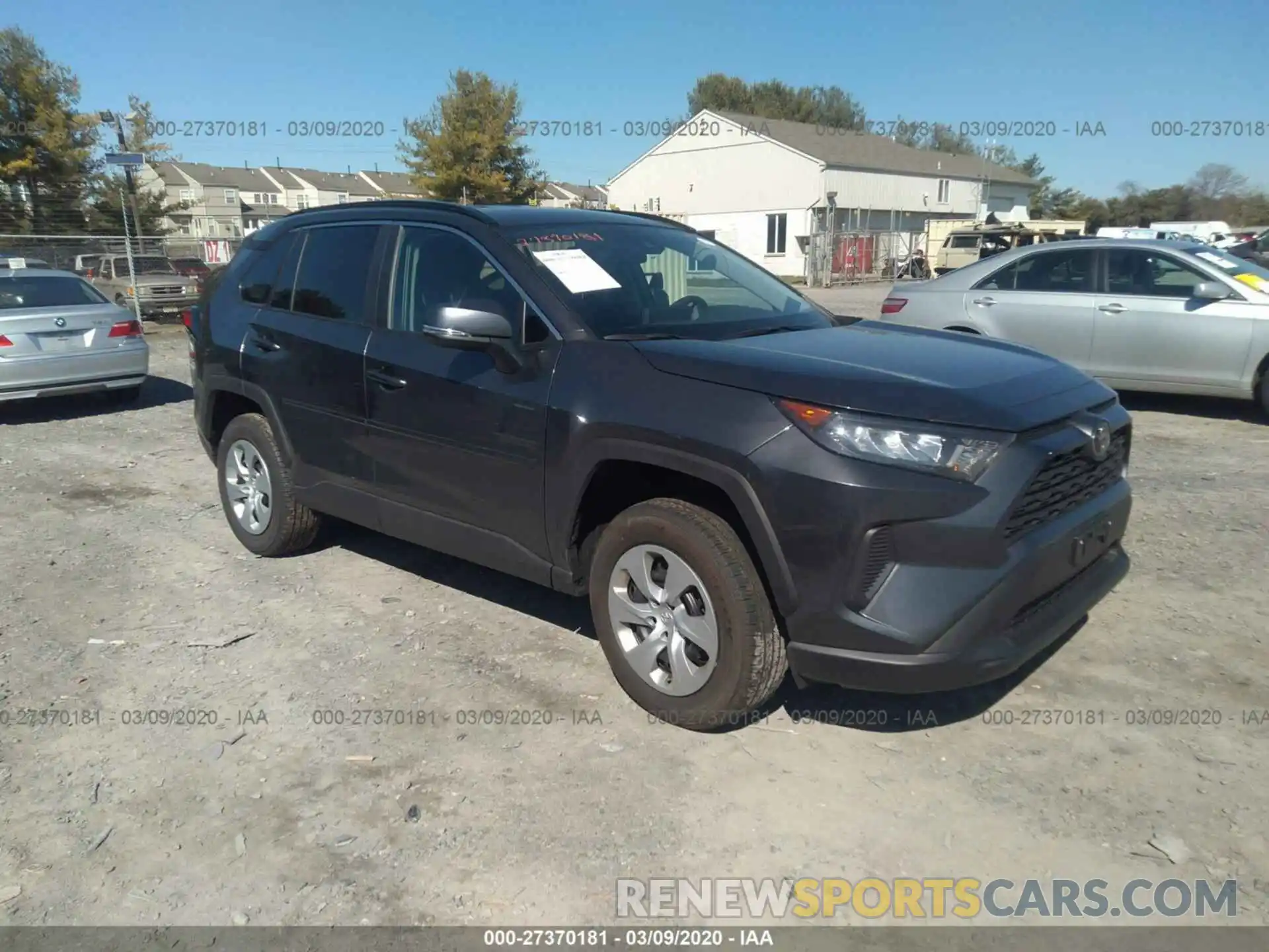 1 Photograph of a damaged car 2T3G1RFV5LC080741 TOYOTA RAV4 2020