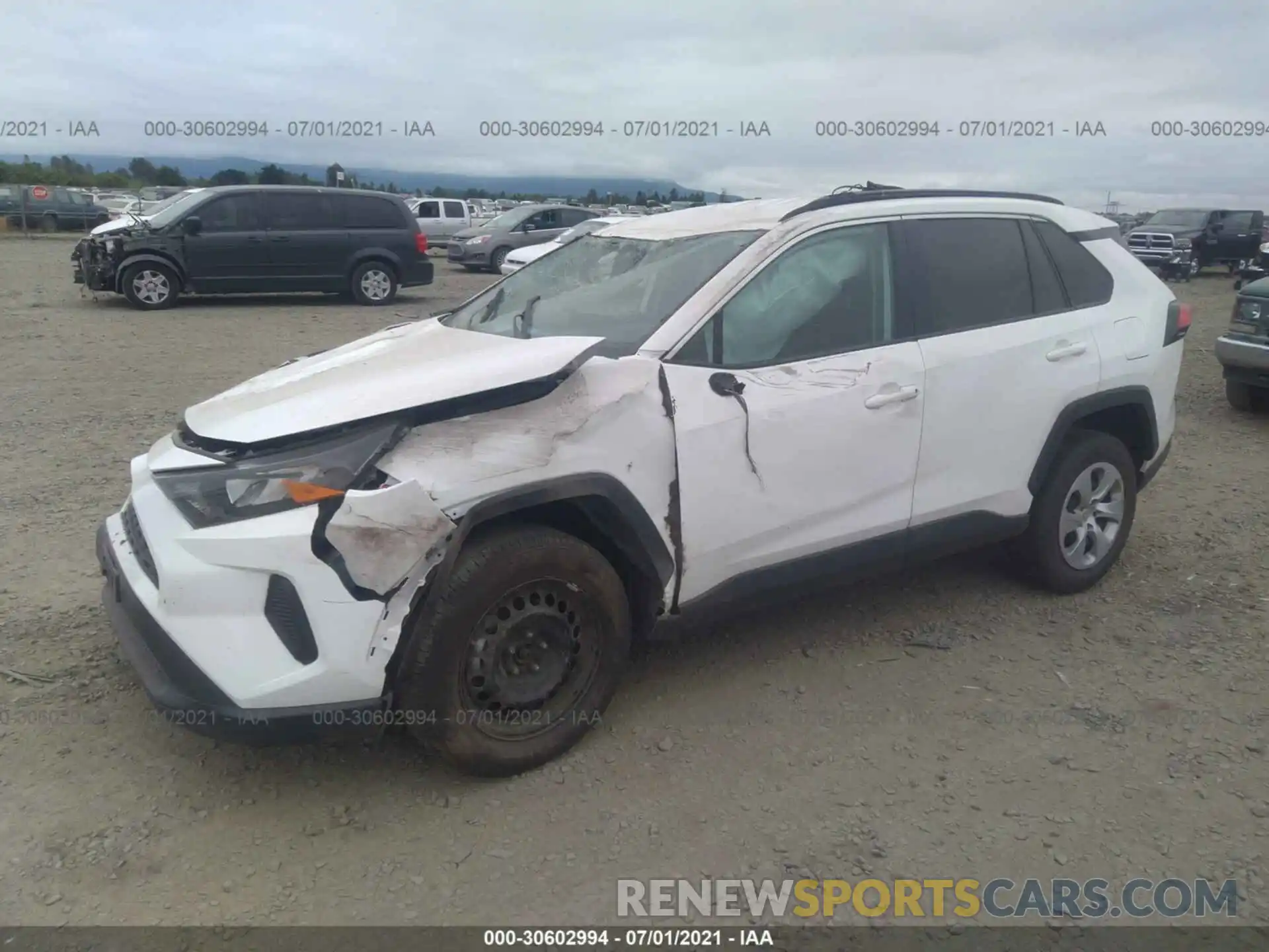 2 Photograph of a damaged car 2T3G1RFV5LC105038 TOYOTA RAV4 2020