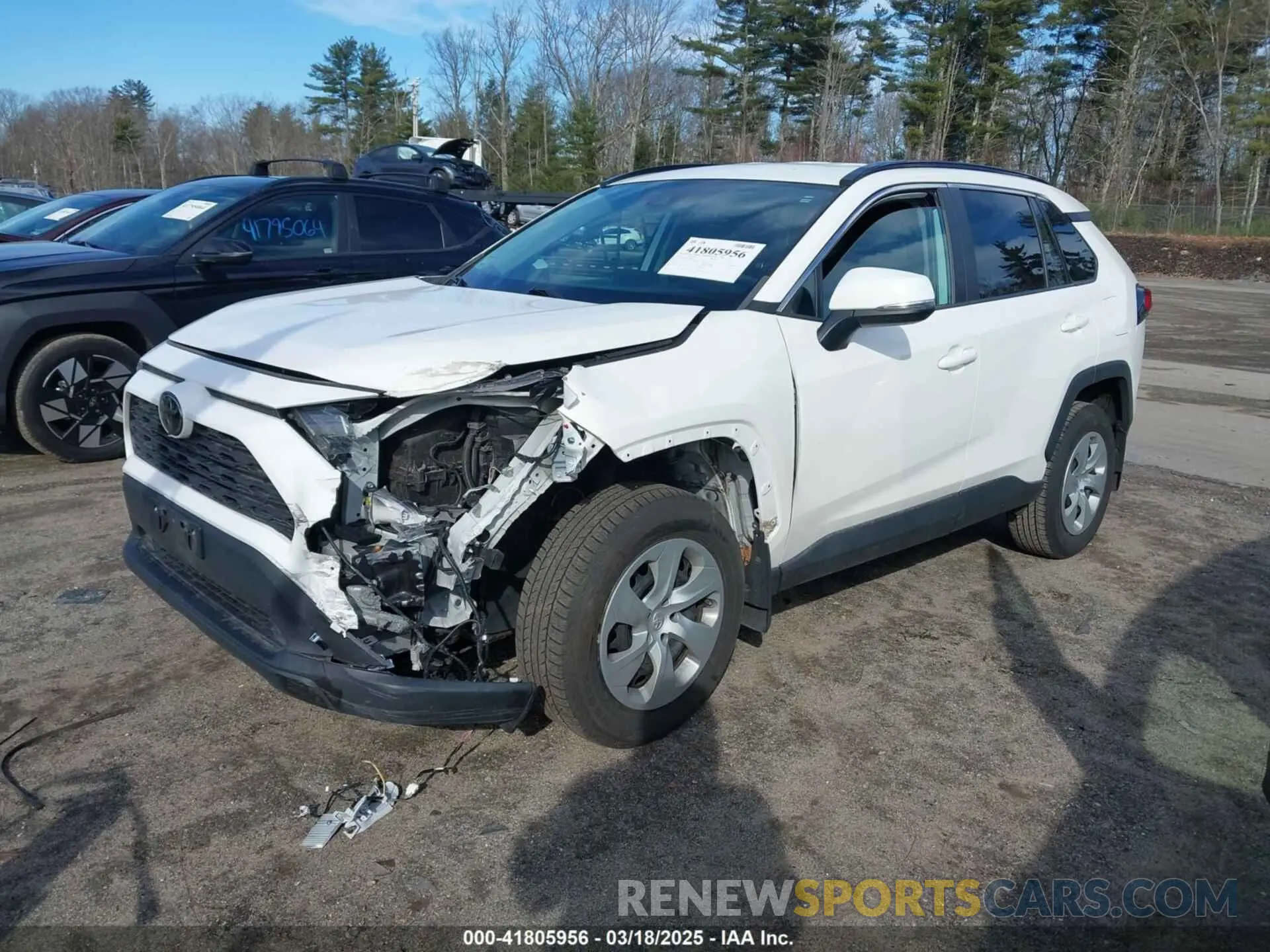 2 Photograph of a damaged car 2T3G1RFV5LW087235 TOYOTA RAV4 2020