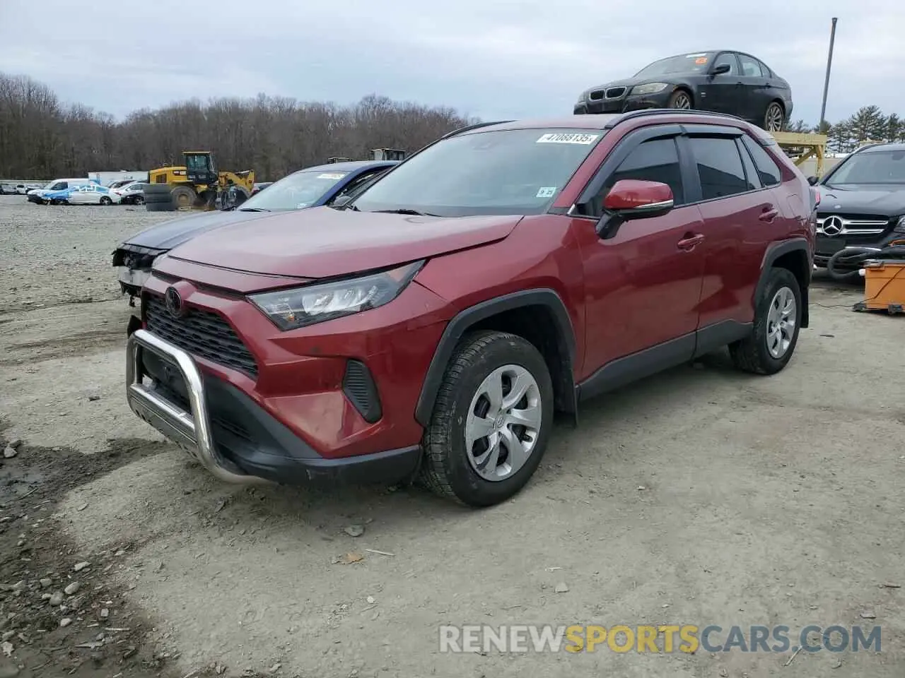 1 Photograph of a damaged car 2T3G1RFV5LW137602 TOYOTA RAV4 2020