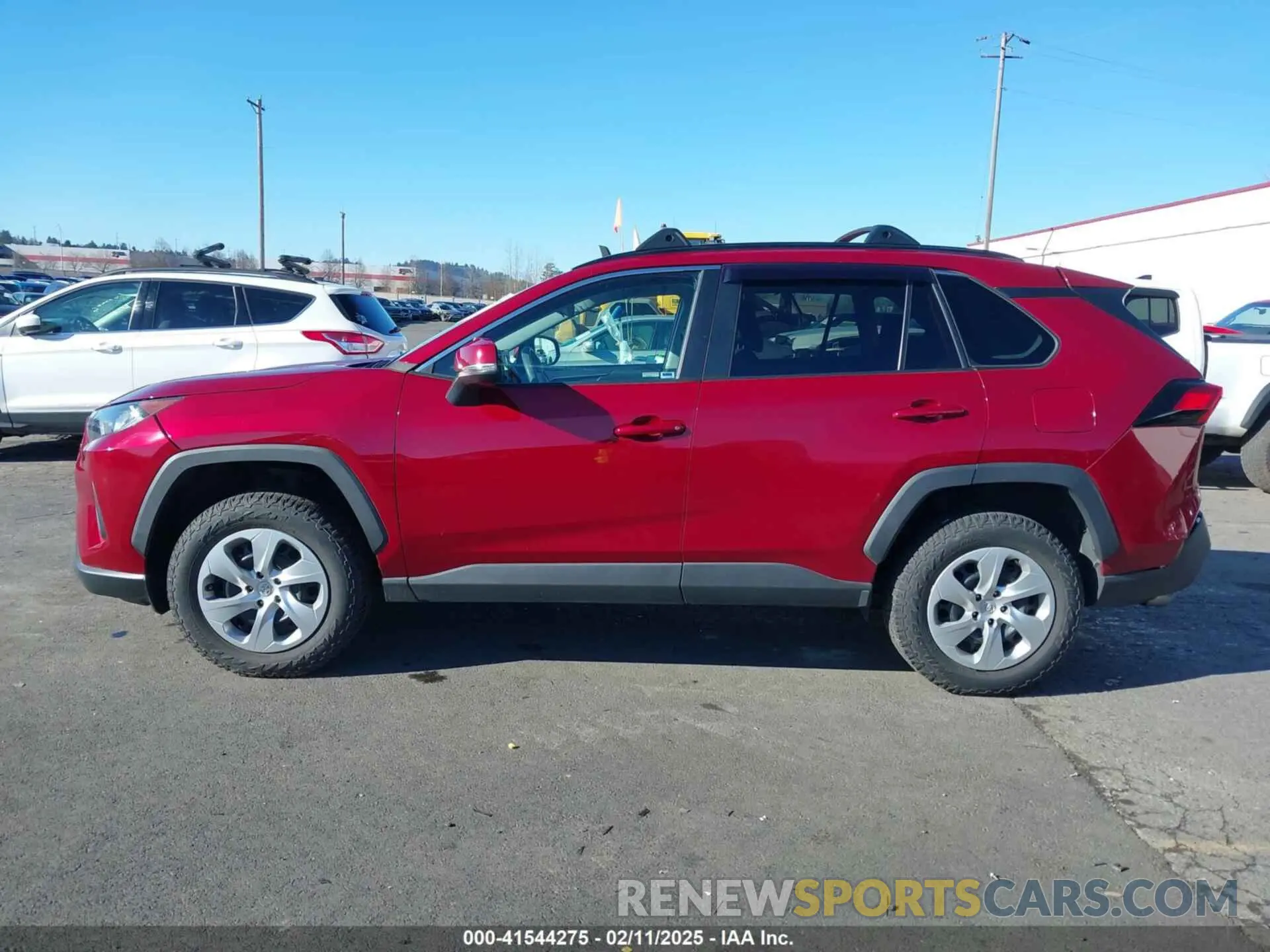 14 Photograph of a damaged car 2T3G1RFV6LC063141 TOYOTA RAV4 2020