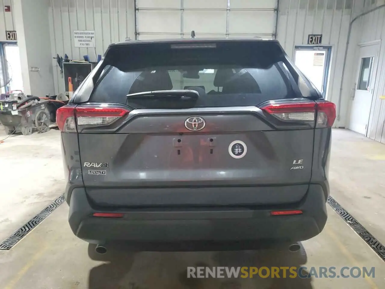 6 Photograph of a damaged car 2T3G1RFV6LC124570 TOYOTA RAV4 2020