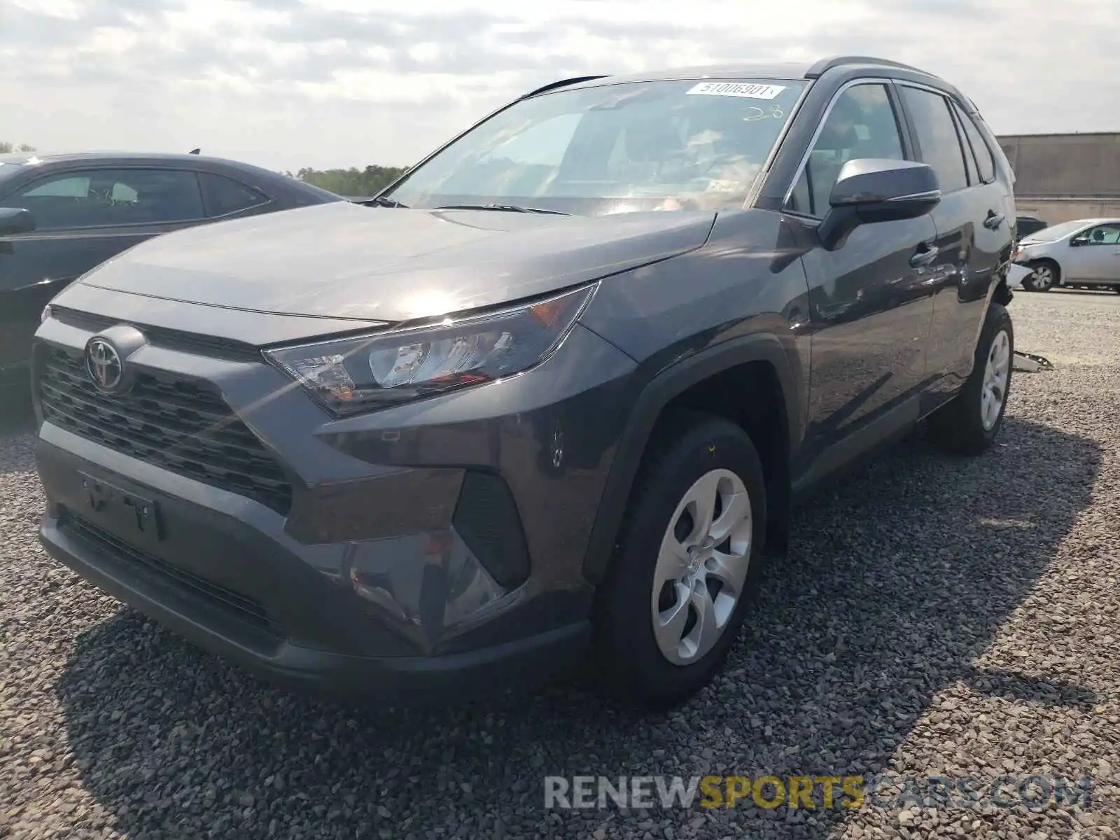 2 Photograph of a damaged car 2T3G1RFV6LW121098 TOYOTA RAV4 2020