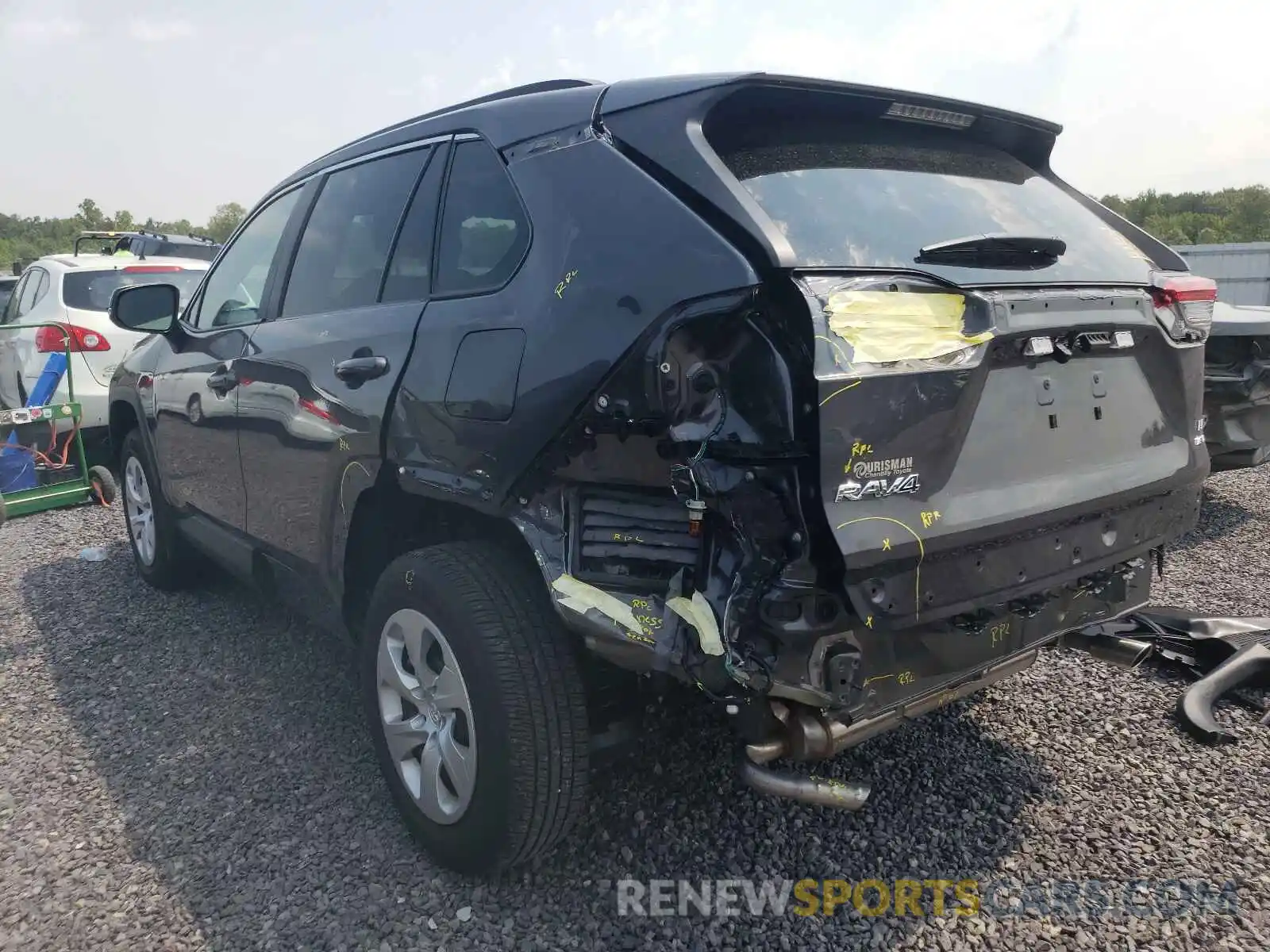 3 Photograph of a damaged car 2T3G1RFV6LW121098 TOYOTA RAV4 2020