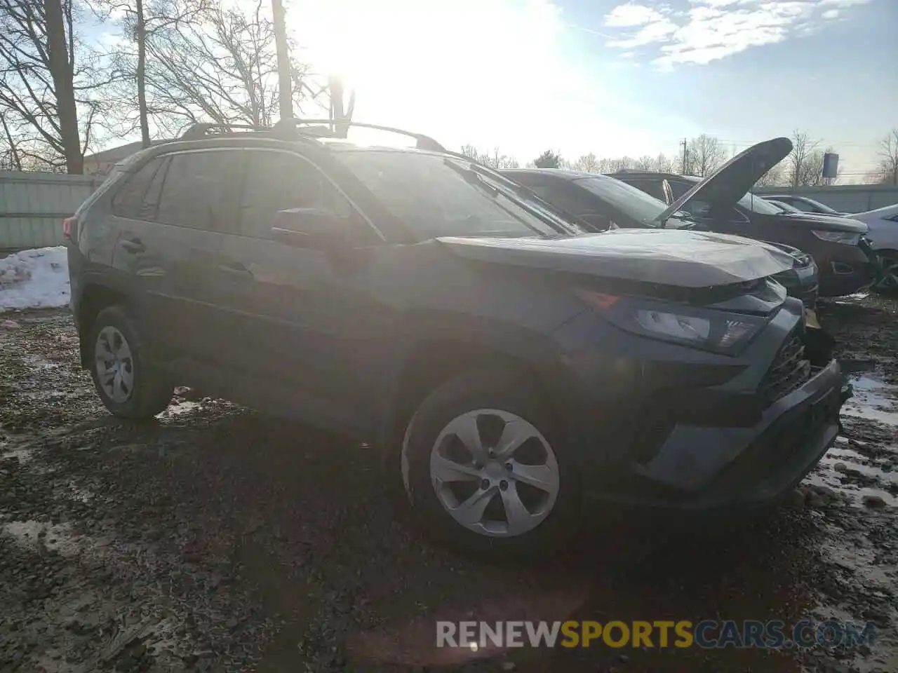 4 Photograph of a damaged car 2T3G1RFV6LW121490 TOYOTA RAV4 2020