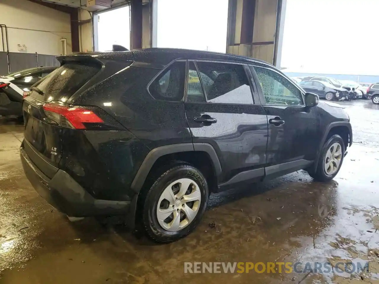 3 Photograph of a damaged car 2T3G1RFV6LW122557 TOYOTA RAV4 2020