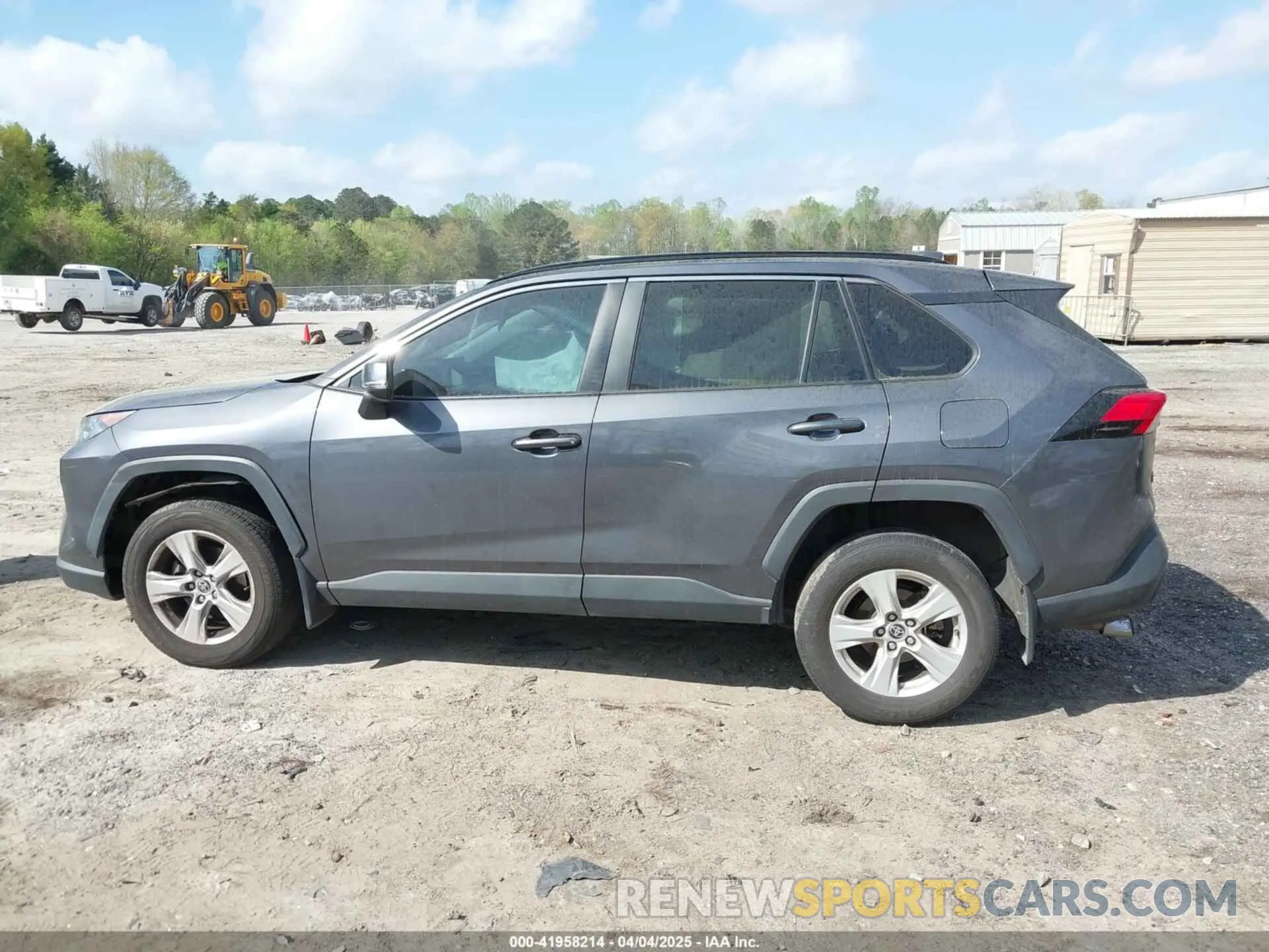14 Photograph of a damaged car 2T3G1RFV6LW137656 TOYOTA RAV4 2020