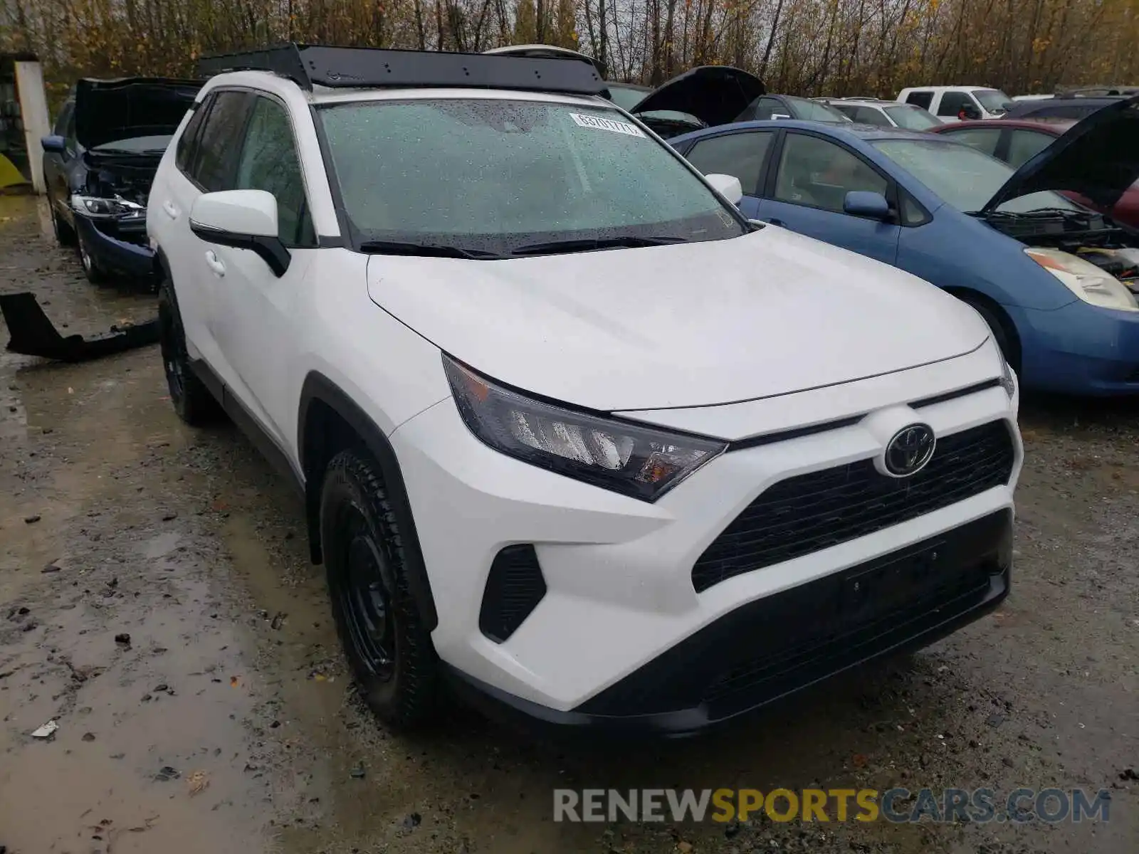 1 Photograph of a damaged car 2T3G1RFV7LC061804 TOYOTA RAV4 2020