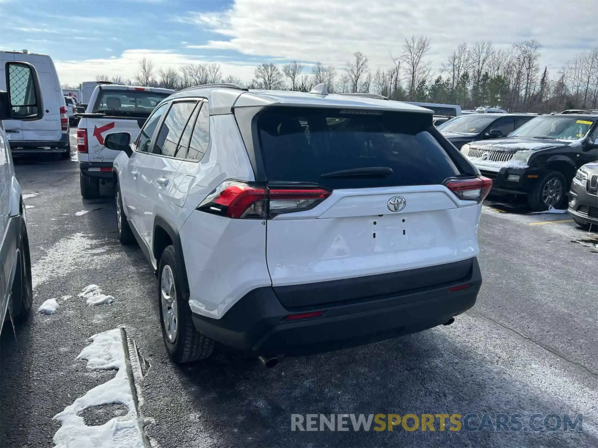 7 Photograph of a damaged car 2T3G1RFV7LC125064 TOYOTA RAV4 2020