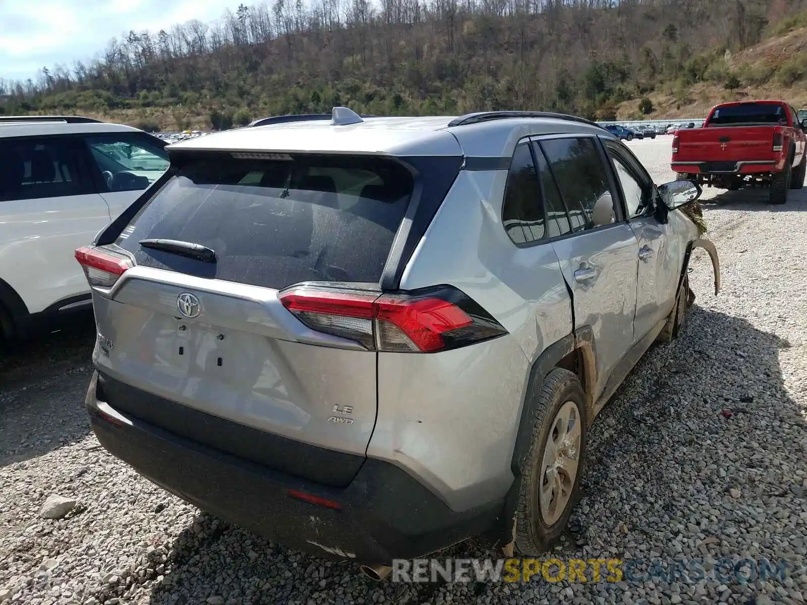 4 Photograph of a damaged car 2T3G1RFV7LC129891 TOYOTA RAV4 2020