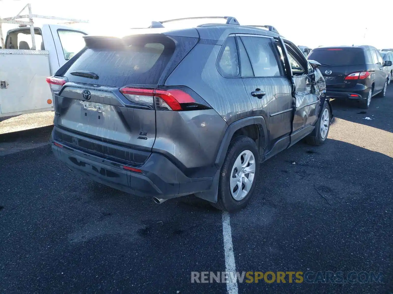 4 Photograph of a damaged car 2T3G1RFV7LC137554 TOYOTA RAV4 2020