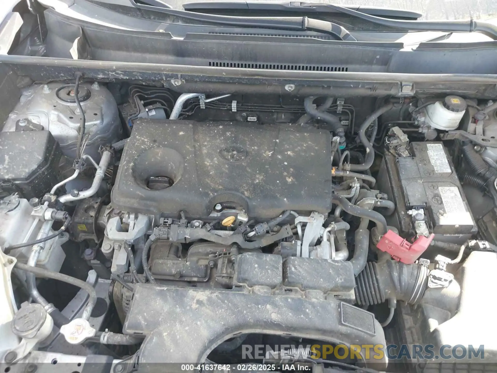 10 Photograph of a damaged car 2T3G1RFV7LW117920 TOYOTA RAV4 2020