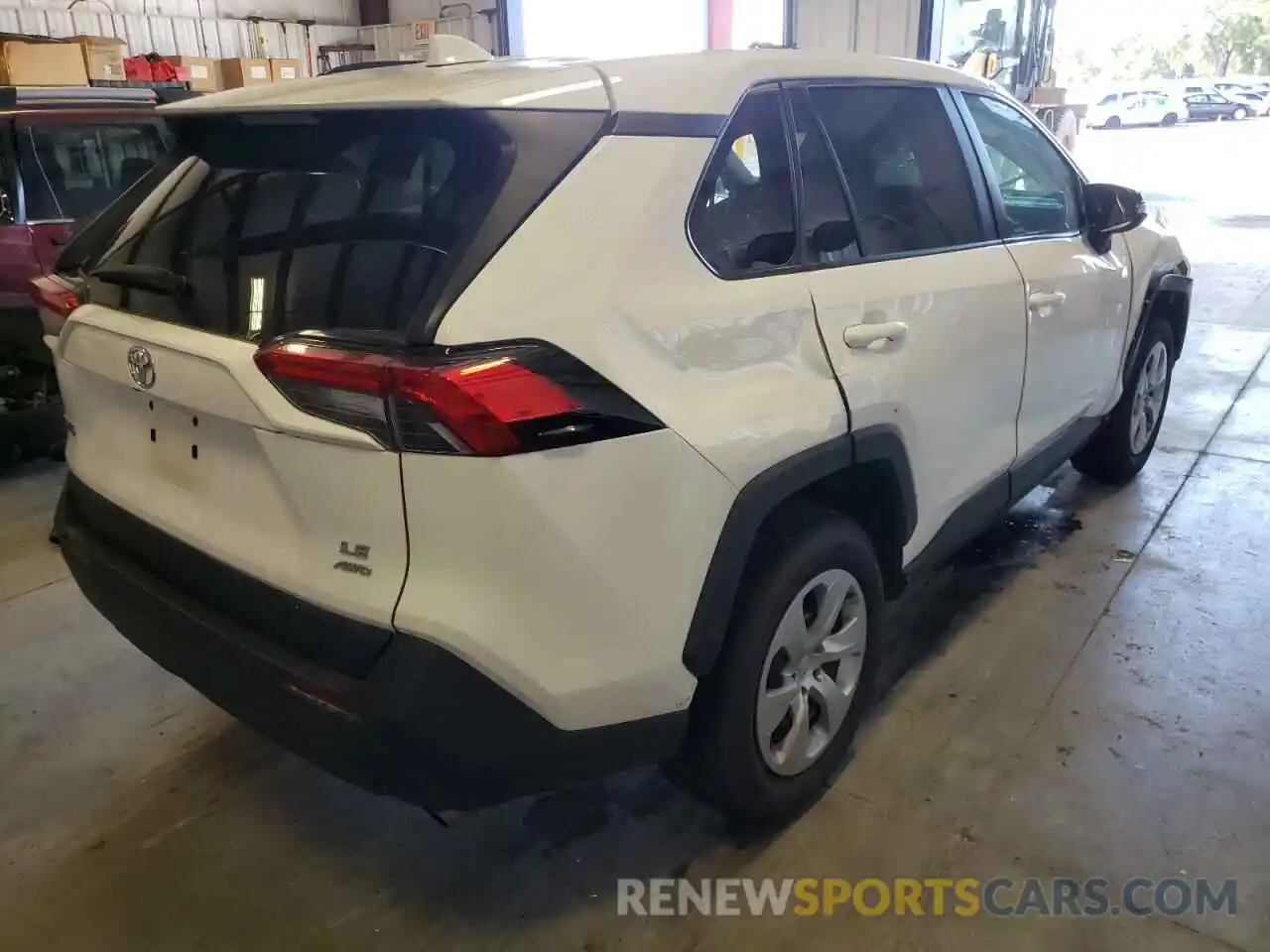 4 Photograph of a damaged car 2T3G1RFV8LC064047 TOYOTA RAV4 2020