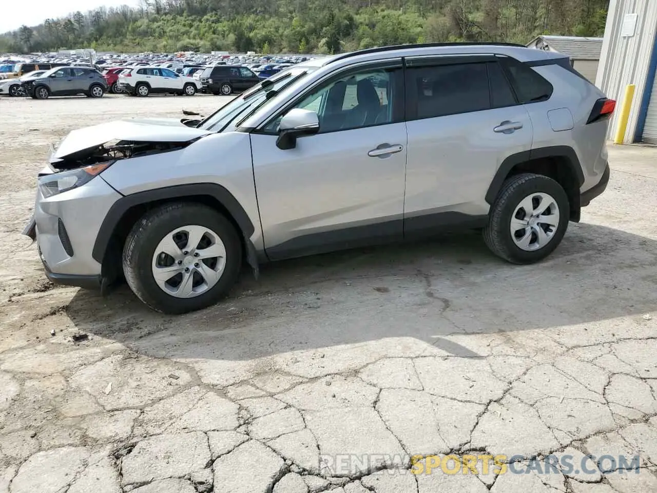 1 Photograph of a damaged car 2T3G1RFV8LC124344 TOYOTA RAV4 2020