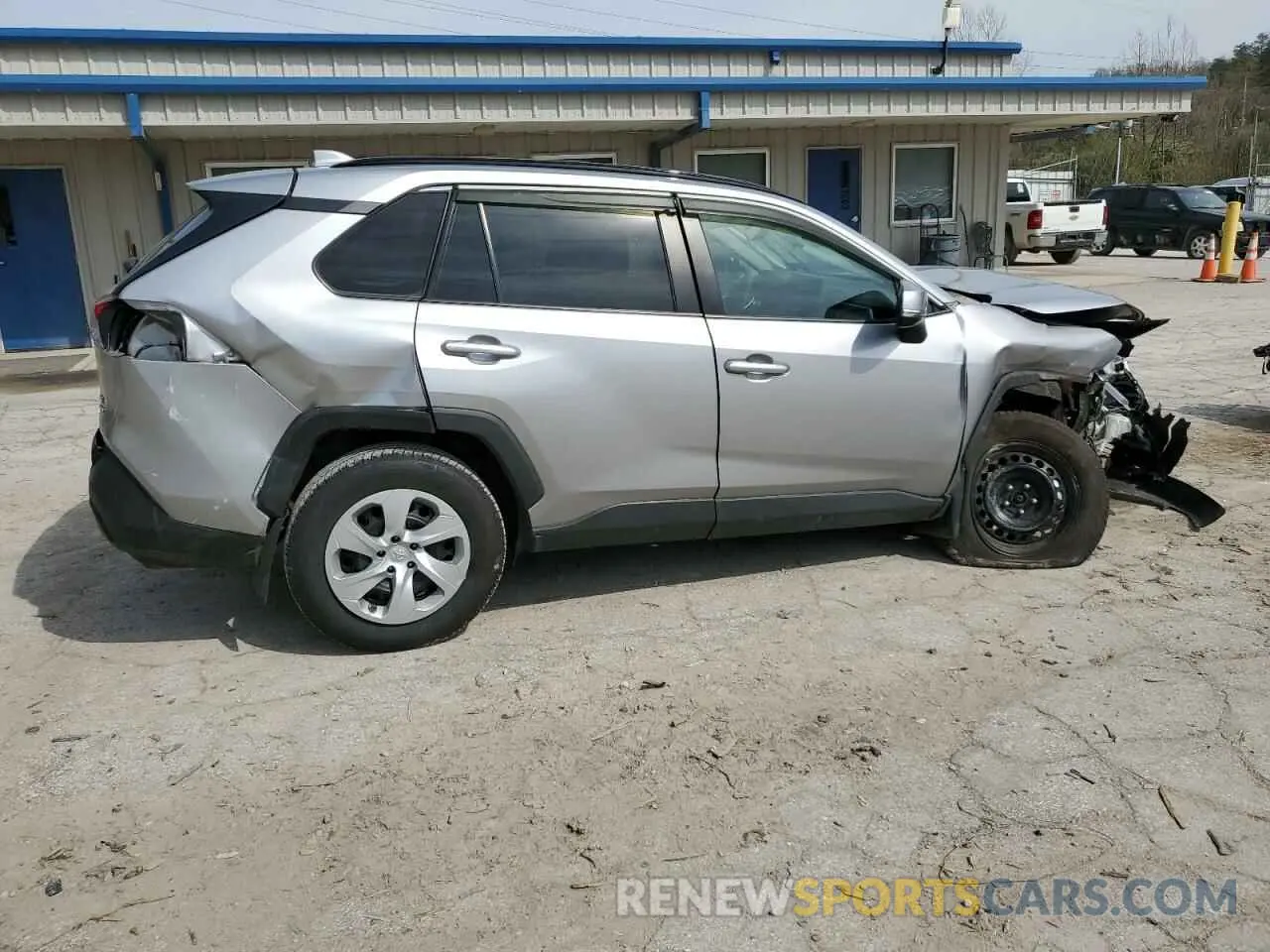 3 Photograph of a damaged car 2T3G1RFV8LC124344 TOYOTA RAV4 2020
