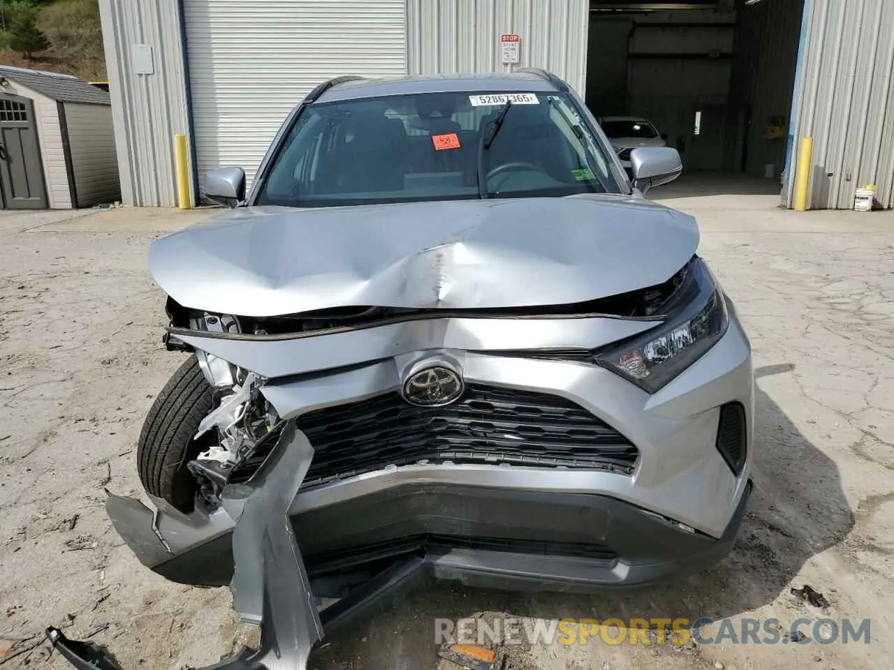 5 Photograph of a damaged car 2T3G1RFV8LC124344 TOYOTA RAV4 2020