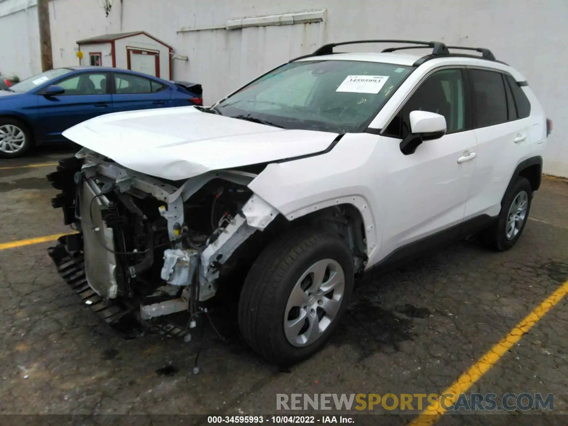 2 Photograph of a damaged car 2T3G1RFV8LC138423 TOYOTA RAV4 2020