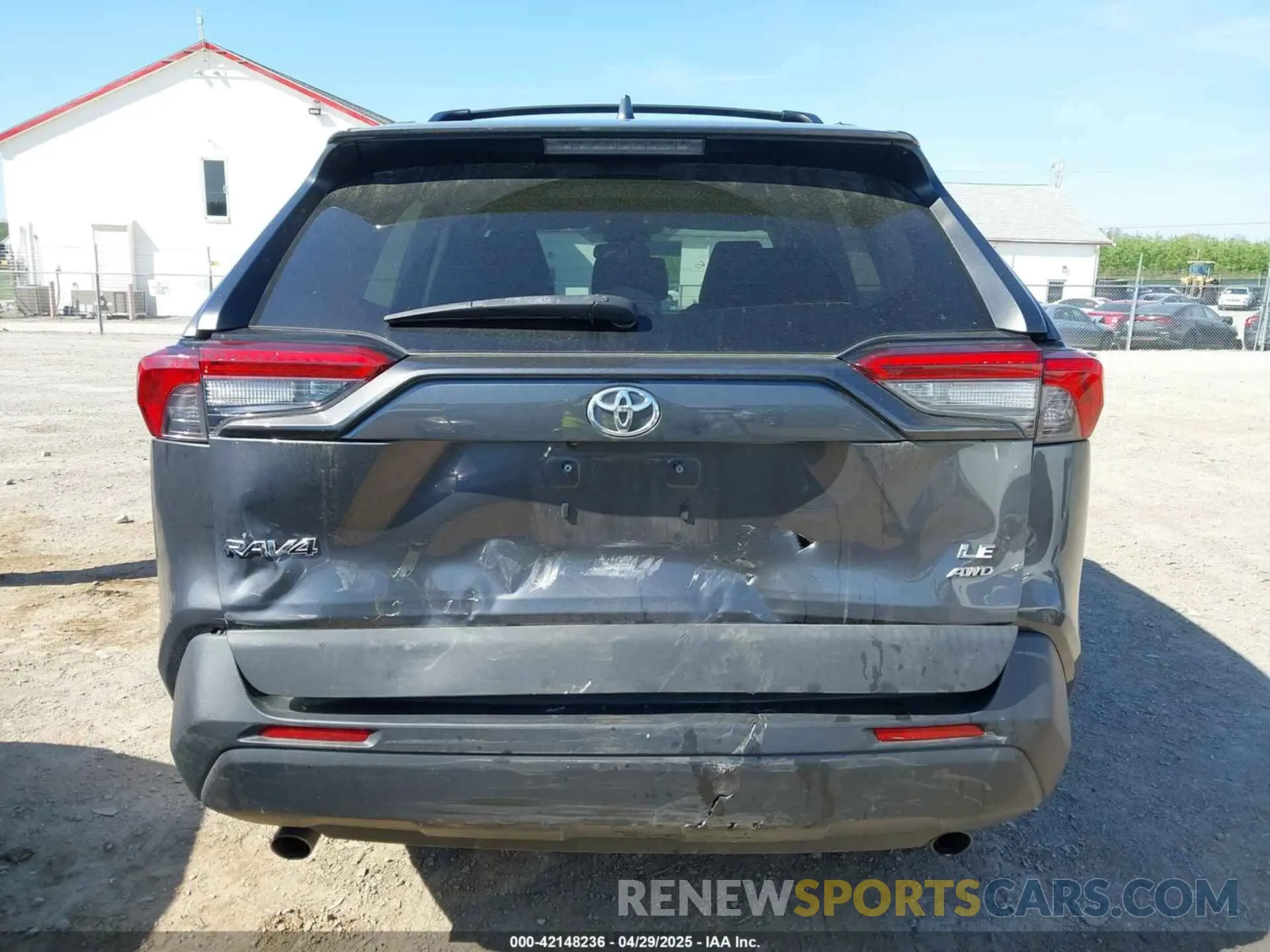16 Photograph of a damaged car 2T3G1RFV9LW089456 TOYOTA RAV4 2020