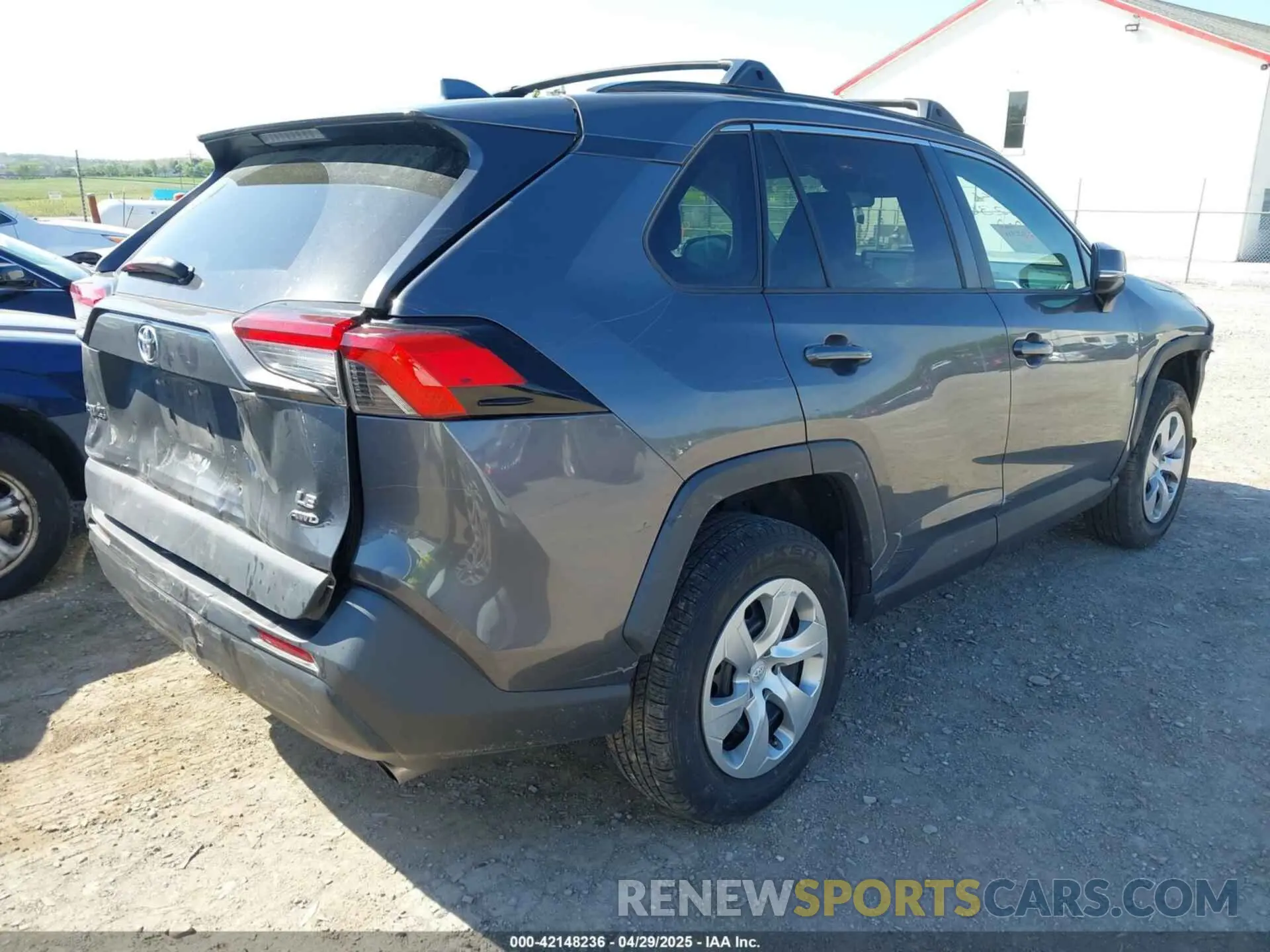 4 Photograph of a damaged car 2T3G1RFV9LW089456 TOYOTA RAV4 2020