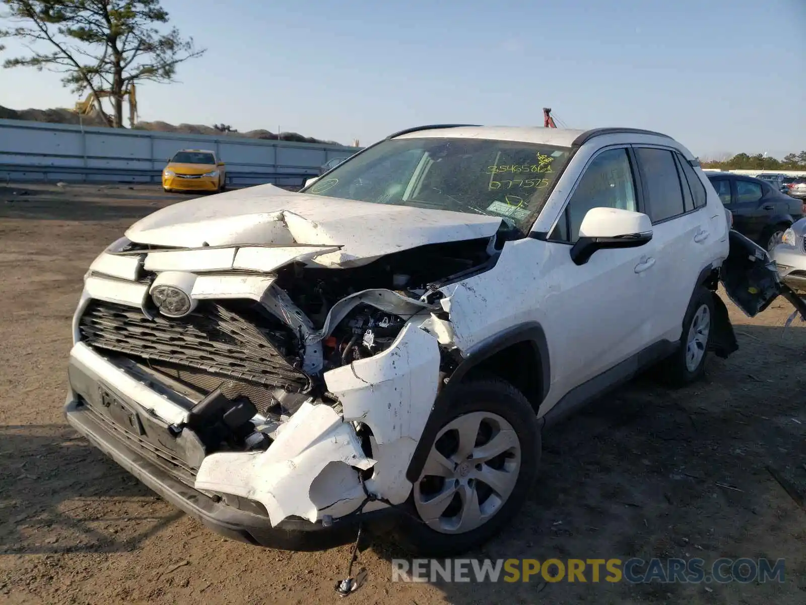 2 Photograph of a damaged car 2T3G1RFVXLC077575 TOYOTA RAV4 2020