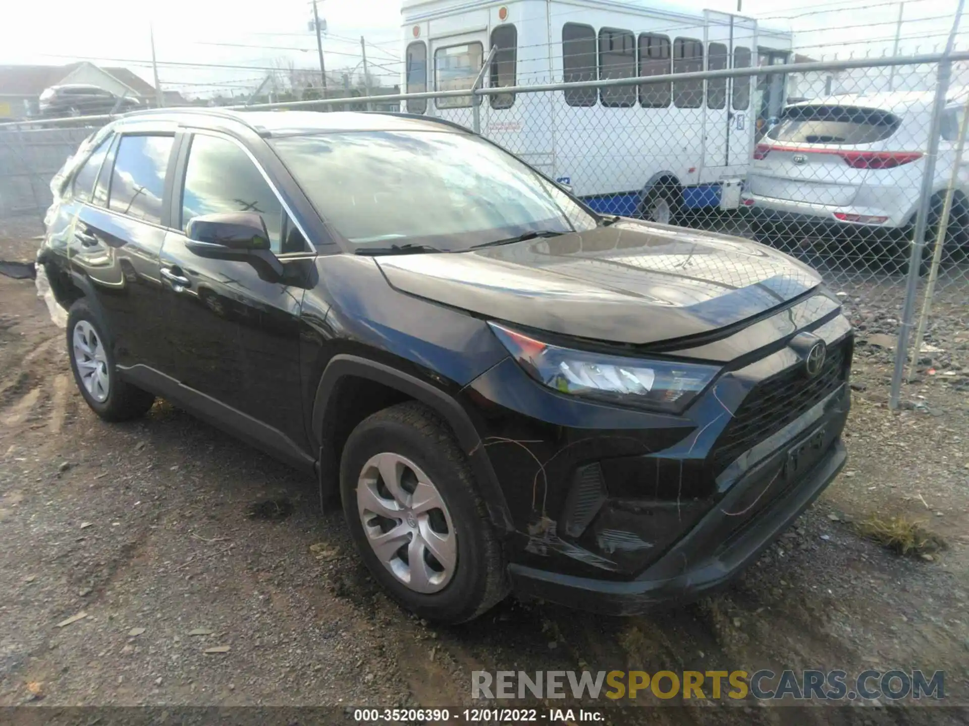 1 Photograph of a damaged car 2T3G1RFVXLW125526 TOYOTA RAV4 2020