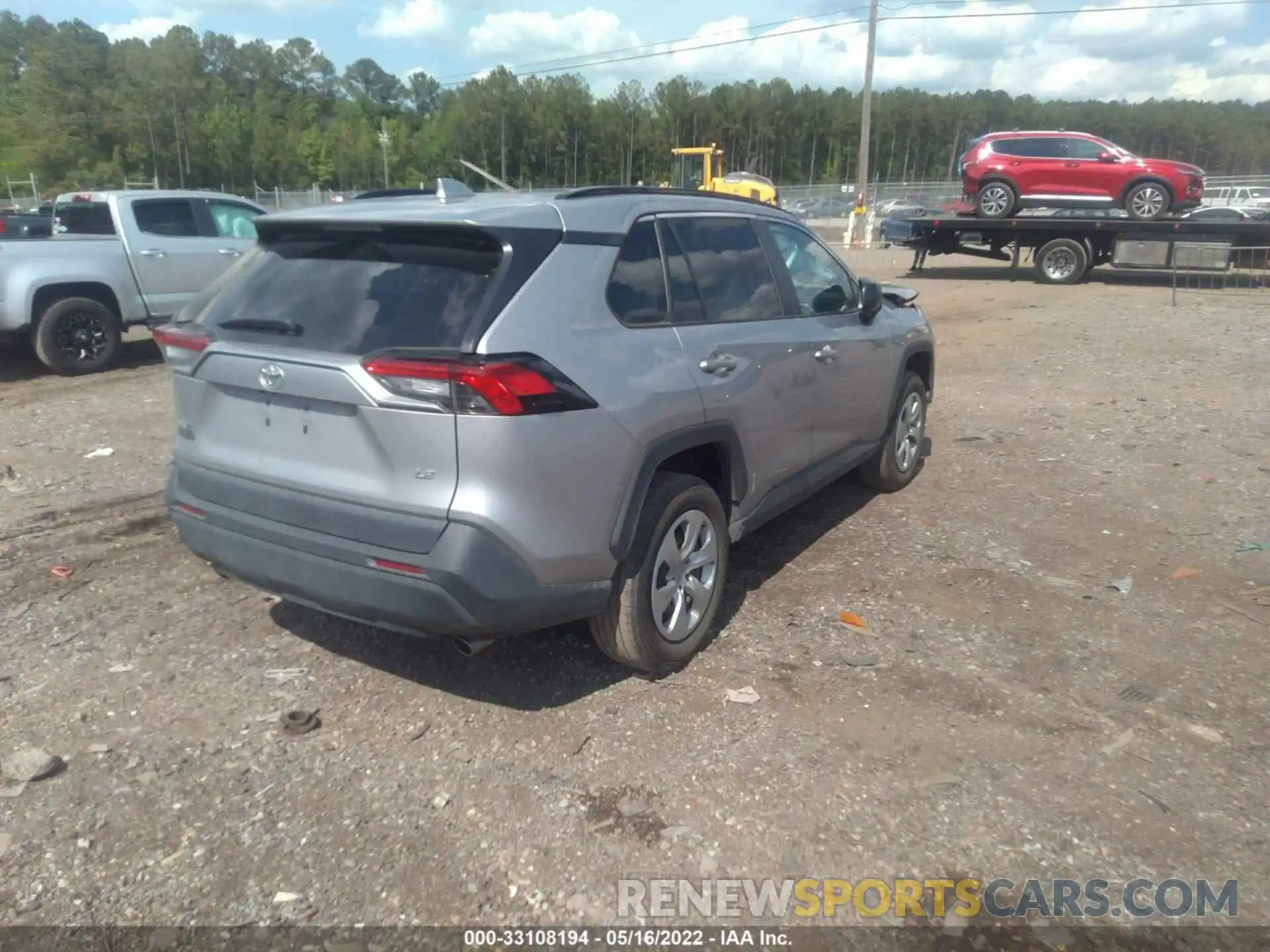 4 Photograph of a damaged car 2T3H1RFV0LC039356 TOYOTA RAV4 2020