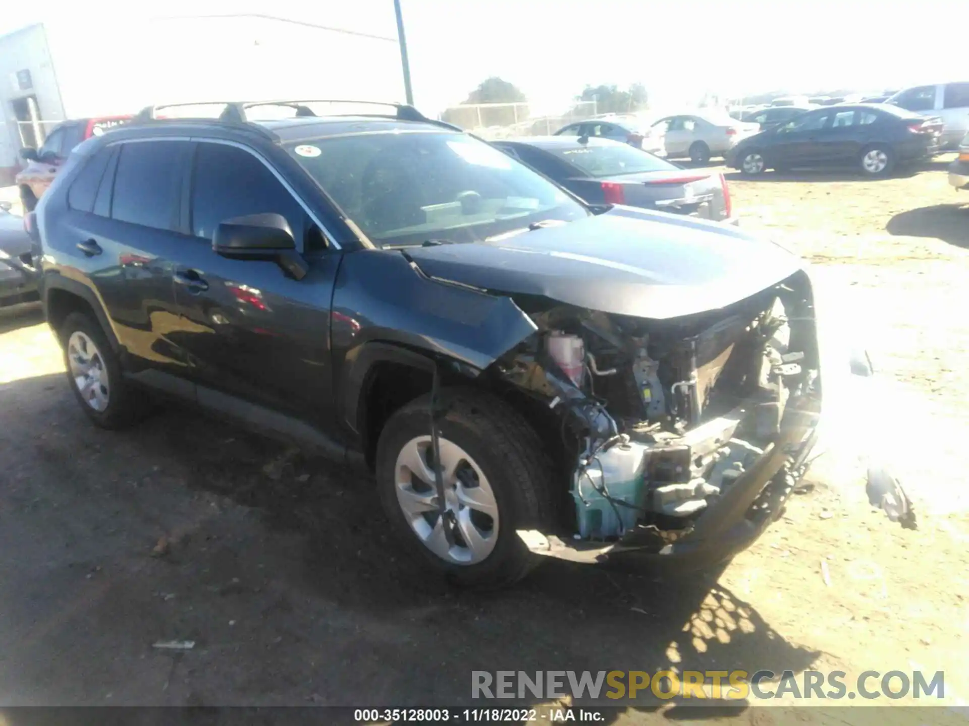 1 Photograph of a damaged car 2T3H1RFV0LC042208 TOYOTA RAV4 2020