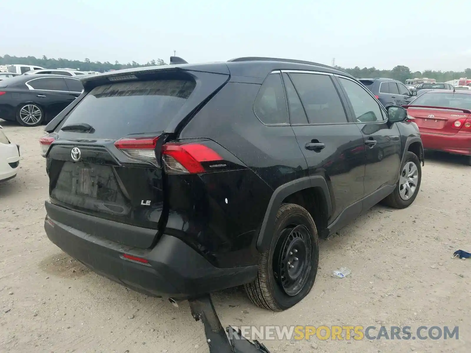 4 Photograph of a damaged car 2T3H1RFV0LC046274 TOYOTA RAV4 2020