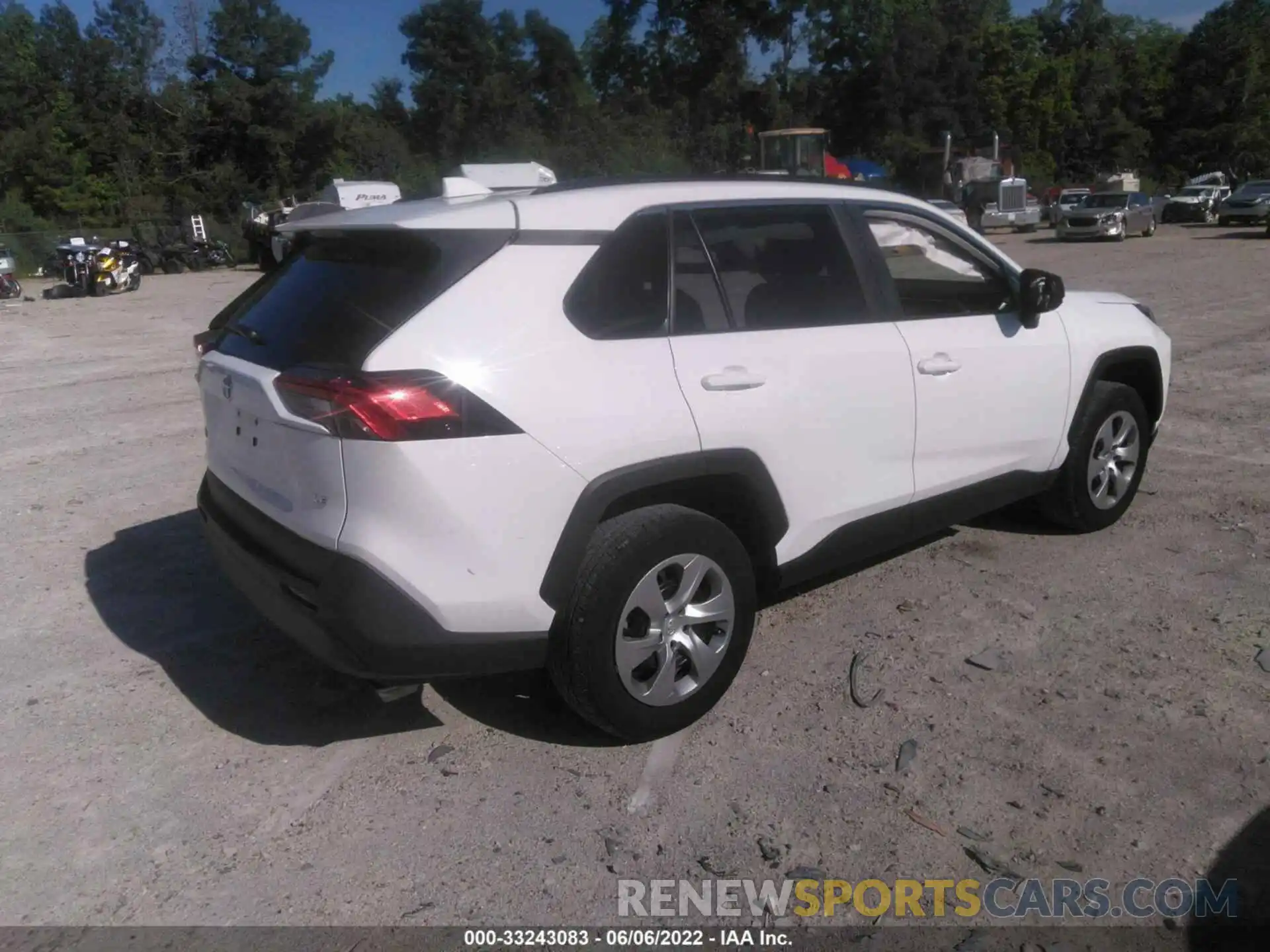 4 Photograph of a damaged car 2T3H1RFV0LC057548 TOYOTA RAV4 2020