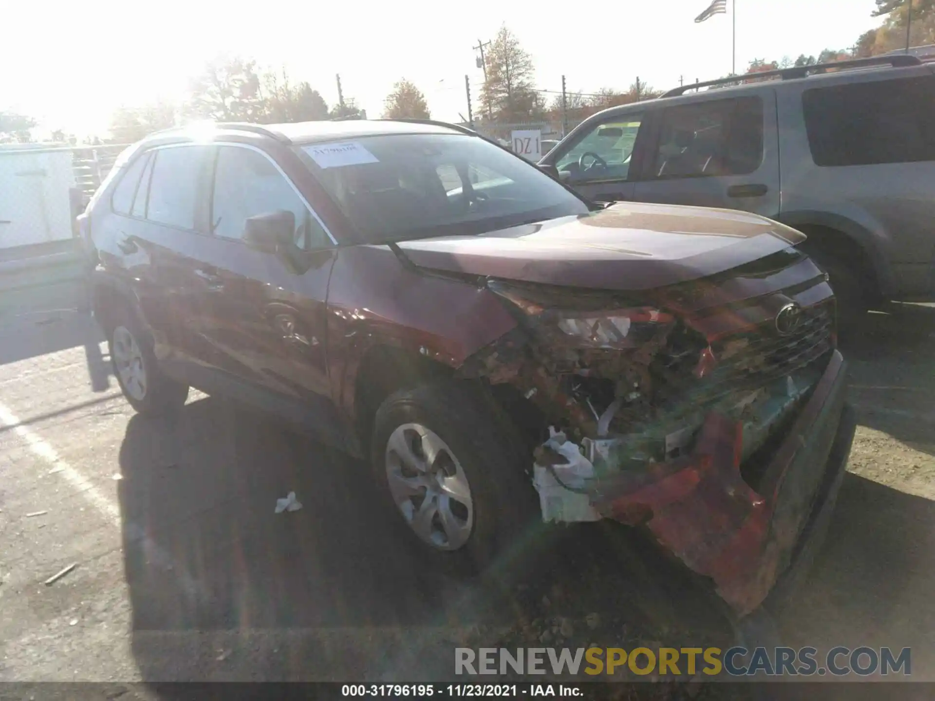 1 Photograph of a damaged car 2T3H1RFV1LC049118 TOYOTA RAV4 2020