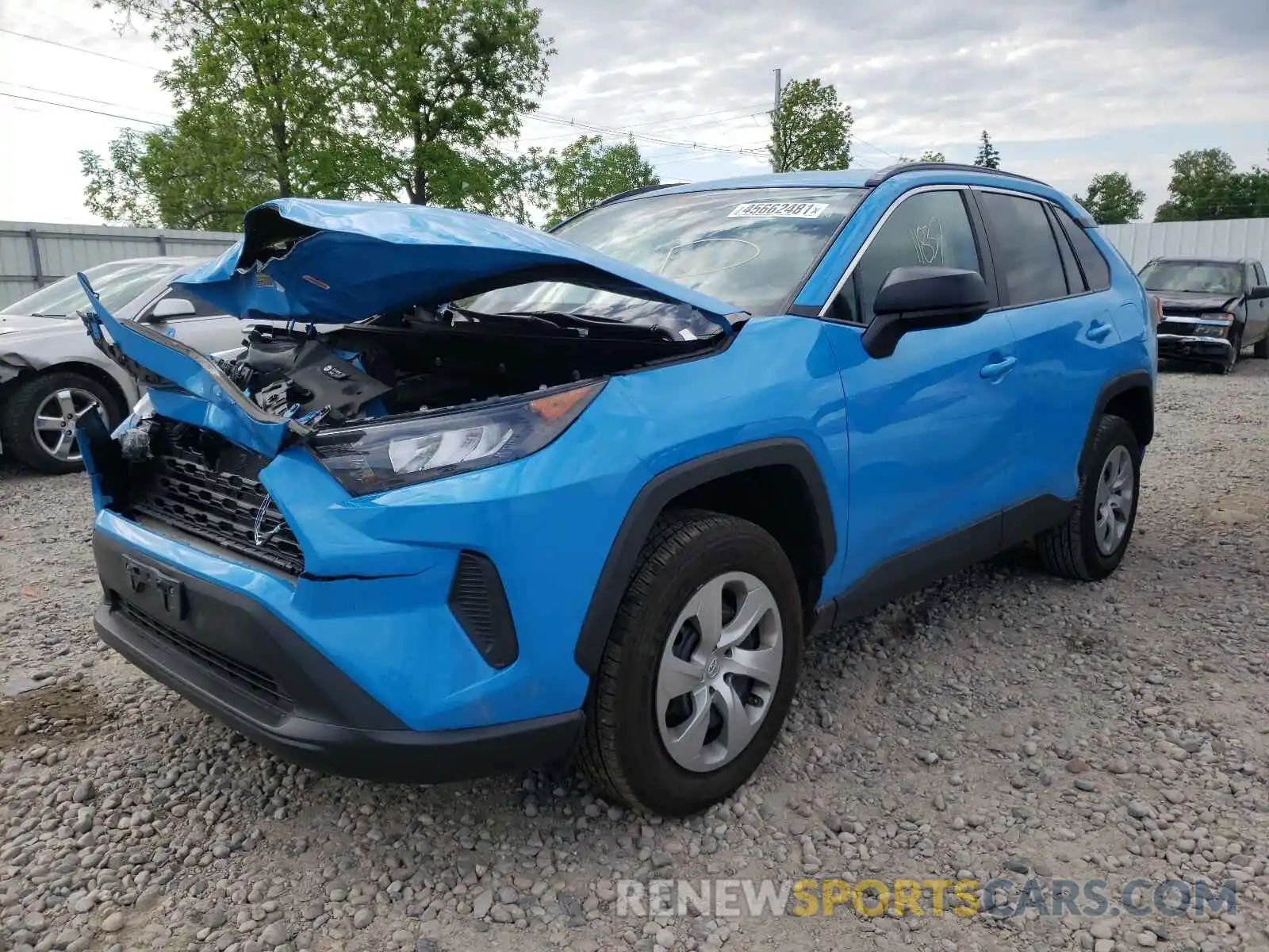 2 Photograph of a damaged car 2T3H1RFV1LC050639 TOYOTA RAV4 2020