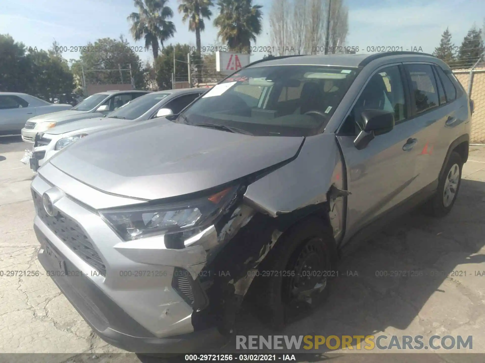 6 Photograph of a damaged car 2T3H1RFV1LC052746 TOYOTA RAV4 2020