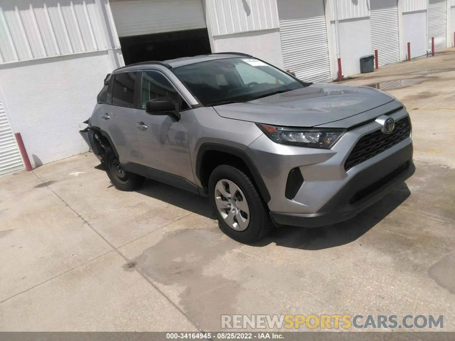 1 Photograph of a damaged car 2T3H1RFV1LC062323 TOYOTA RAV4 2020