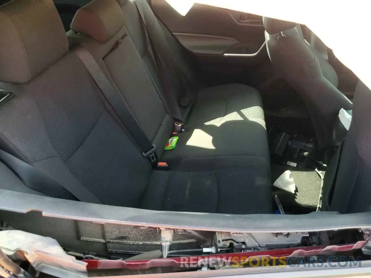 11 Photograph of a damaged car 2T3H1RFV1LC066419 TOYOTA RAV4 2020