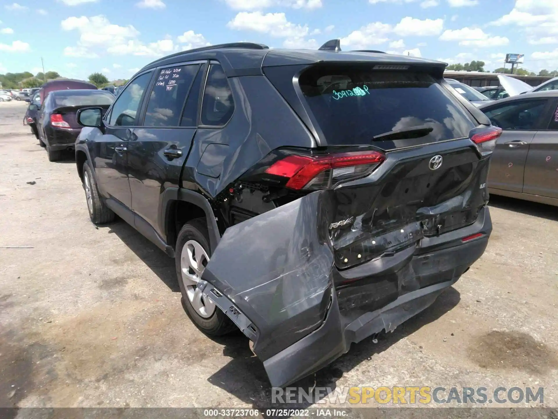 3 Photograph of a damaged car 2T3H1RFV1LC071409 TOYOTA RAV4 2020