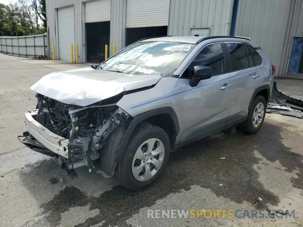 1 Photograph of a damaged car 2T3H1RFV1LC085682 TOYOTA RAV4 2020