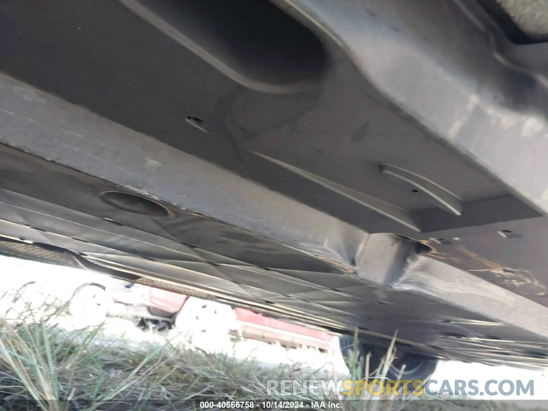 6 Photograph of a damaged car 2T3H1RFV1LW064104 TOYOTA RAV4 2020