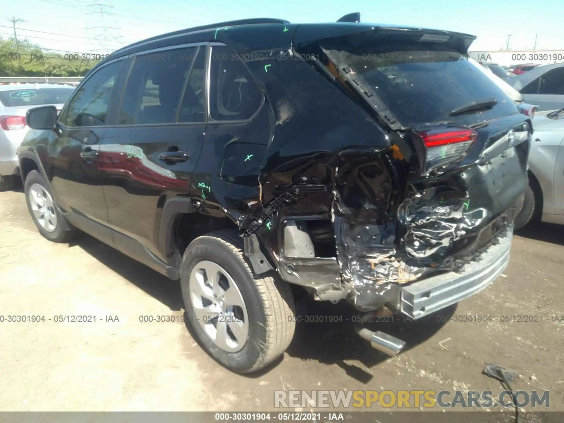 3 Photograph of a damaged car 2T3H1RFV1LW084711 TOYOTA RAV4 2020