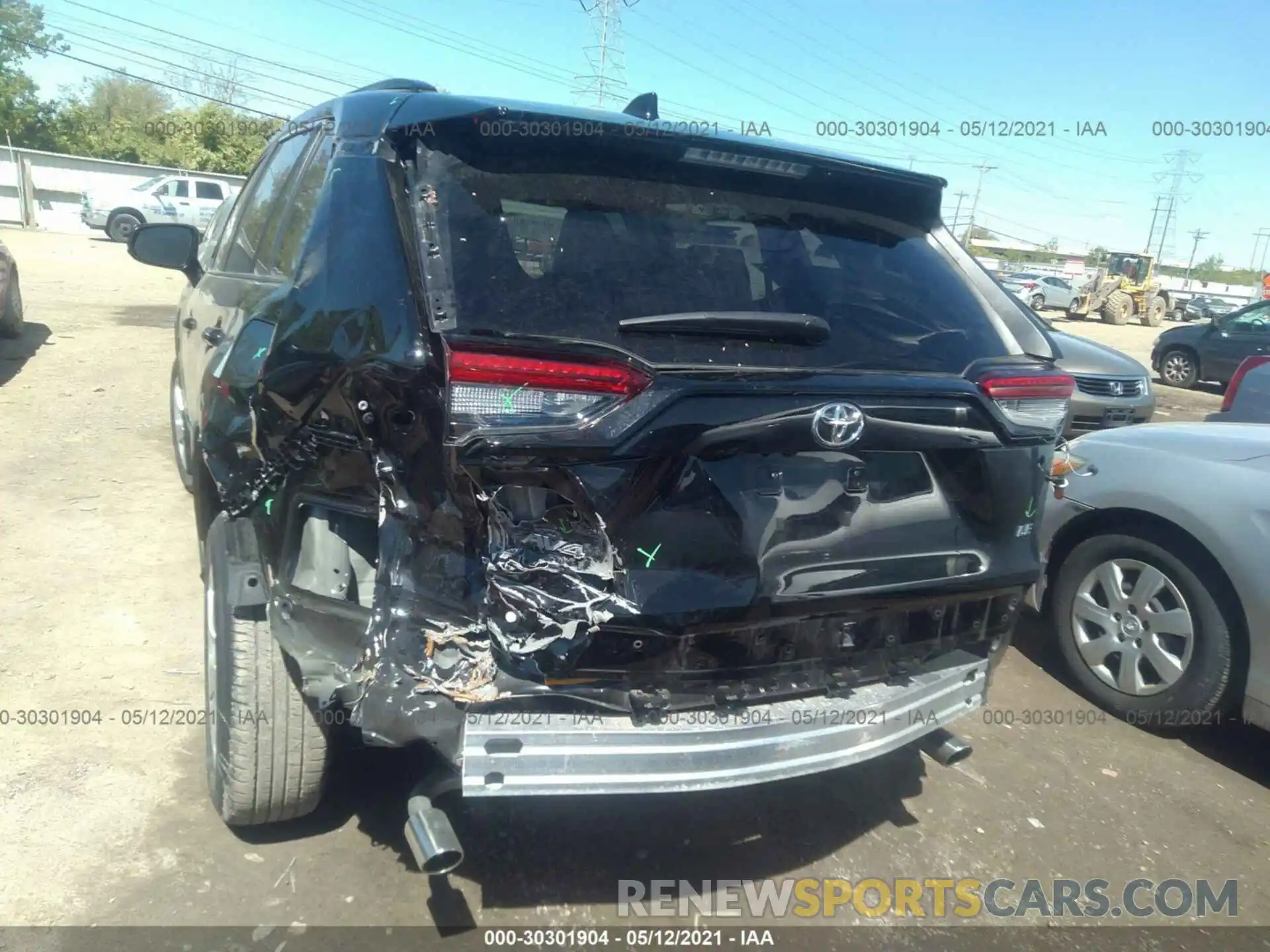 6 Photograph of a damaged car 2T3H1RFV1LW084711 TOYOTA RAV4 2020