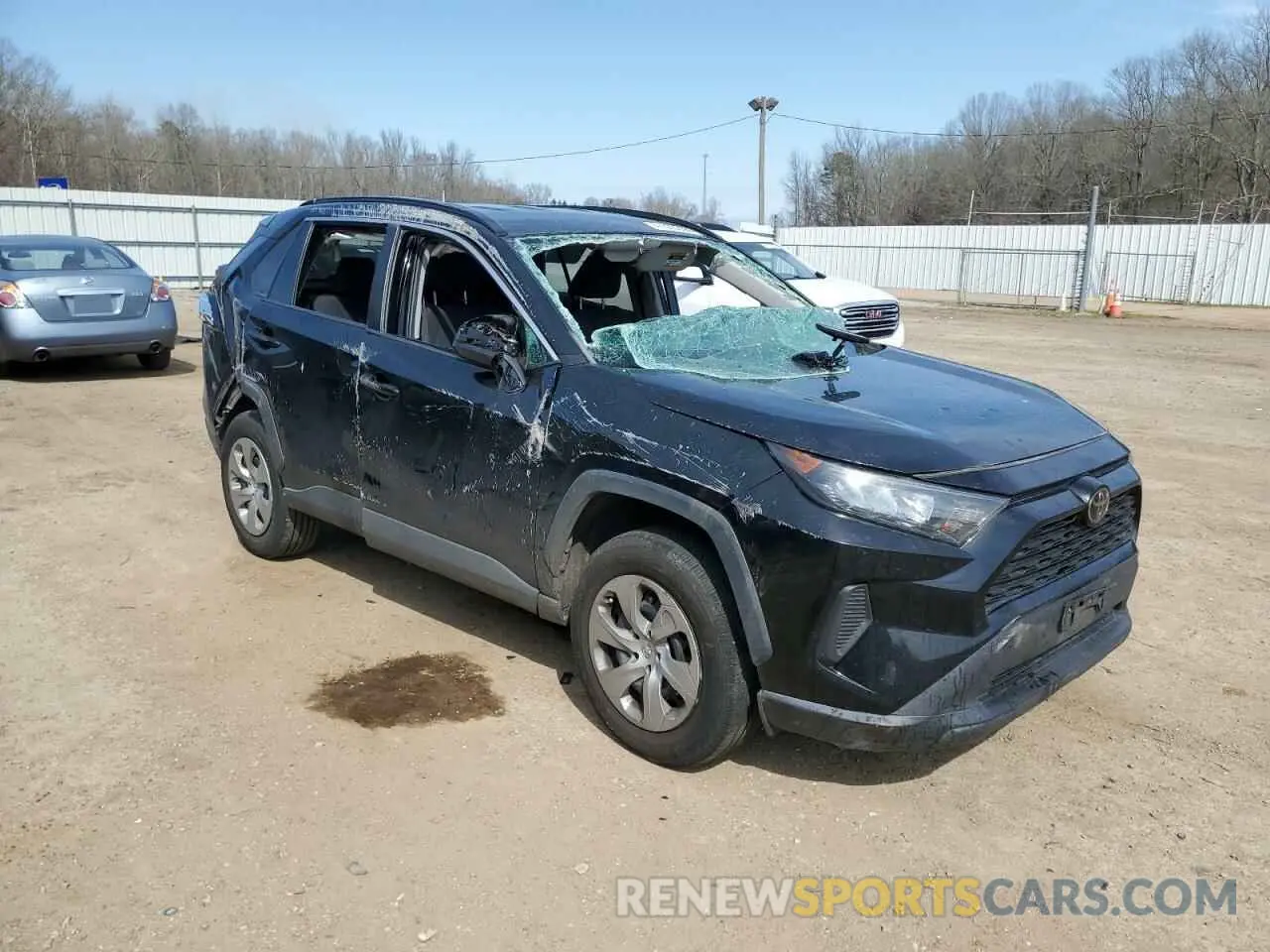 4 Photograph of a damaged car 2T3H1RFV2LC037320 TOYOTA RAV4 2020