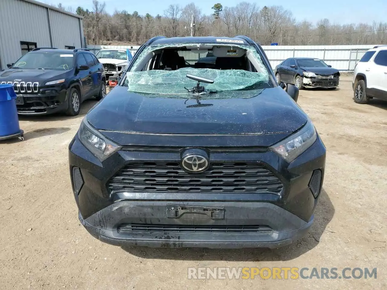 5 Photograph of a damaged car 2T3H1RFV2LC037320 TOYOTA RAV4 2020