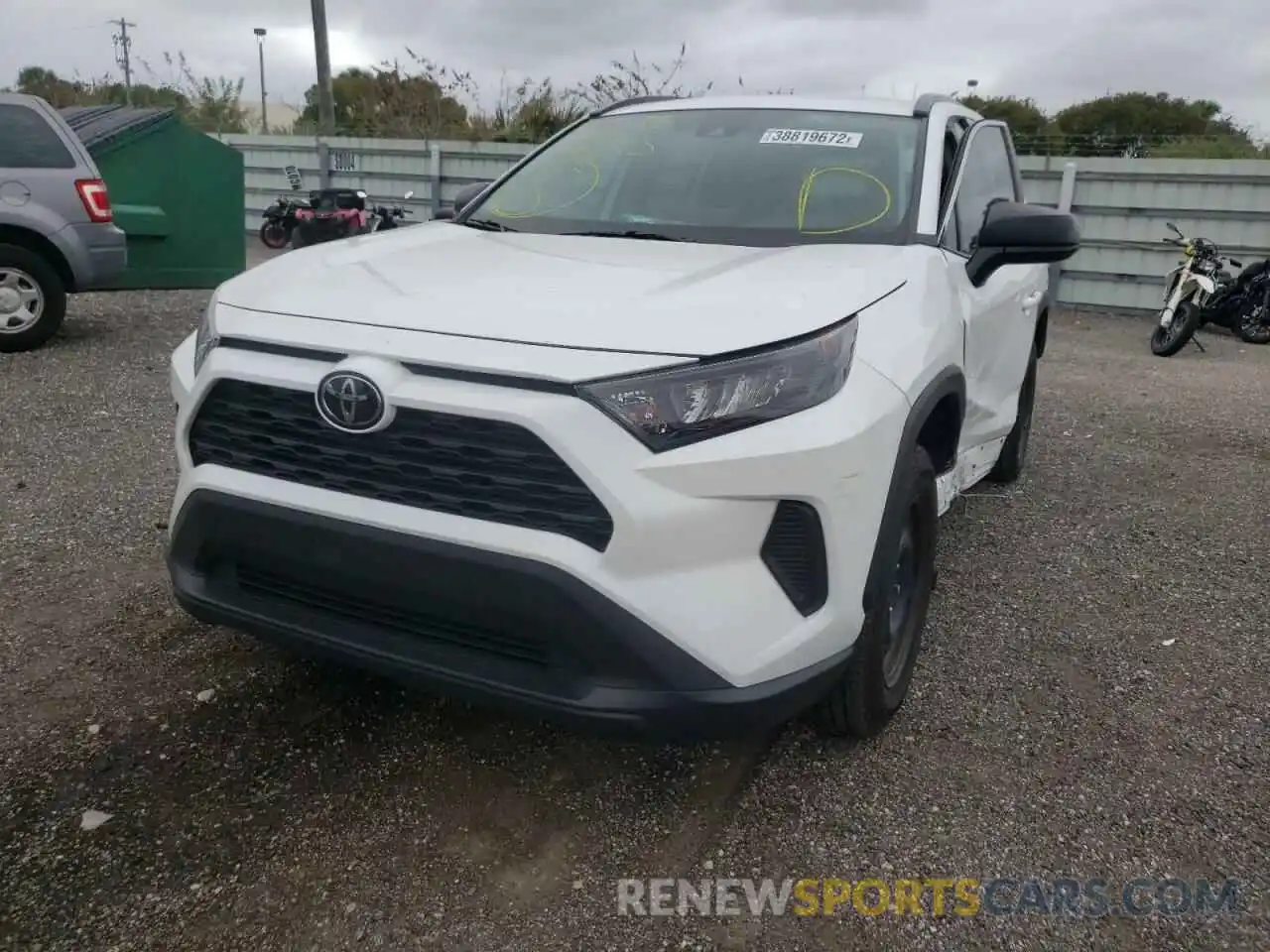 2 Photograph of a damaged car 2T3H1RFV2LC048656 TOYOTA RAV4 2020