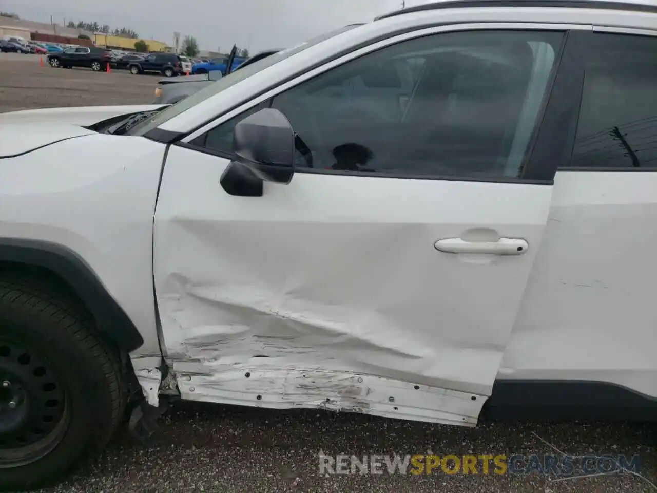 9 Photograph of a damaged car 2T3H1RFV2LC048656 TOYOTA RAV4 2020