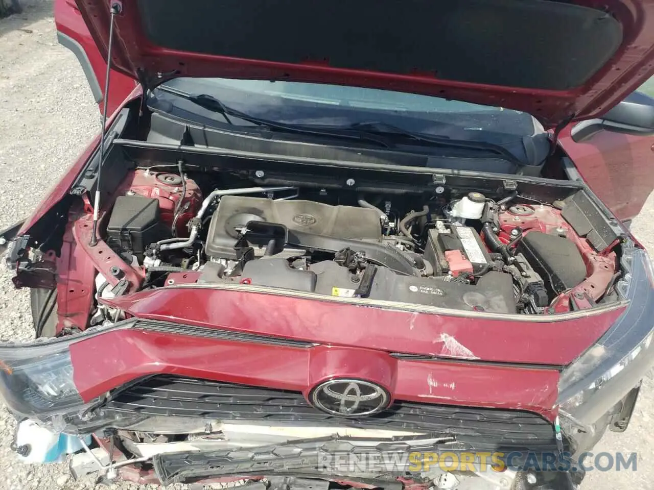 11 Photograph of a damaged car 2T3H1RFV2LC061567 TOYOTA RAV4 2020
