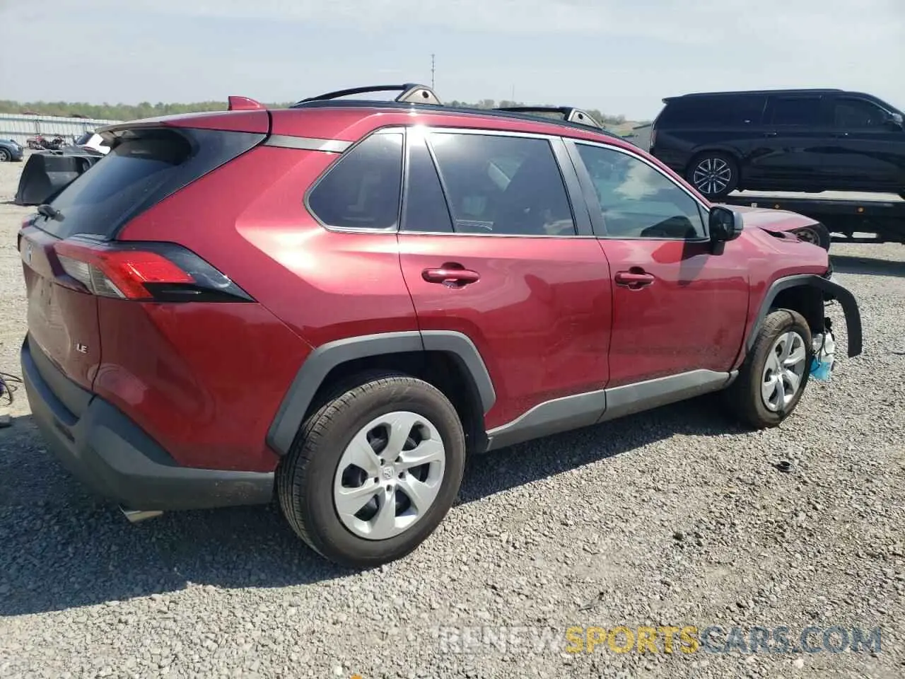 3 Photograph of a damaged car 2T3H1RFV2LC061567 TOYOTA RAV4 2020