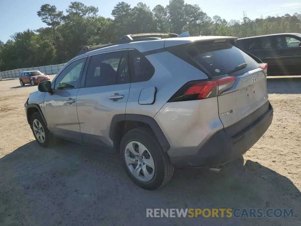 2 Photograph of a damaged car 2T3H1RFV2LC061651 TOYOTA RAV4 2020