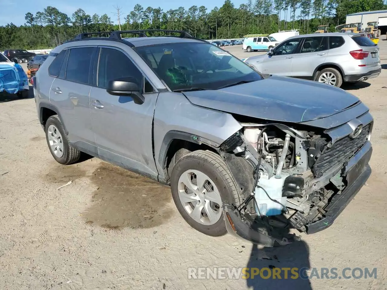4 Photograph of a damaged car 2T3H1RFV2LC061651 TOYOTA RAV4 2020