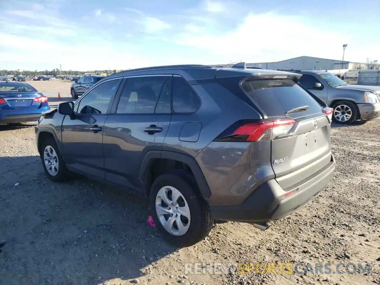 3 Photograph of a damaged car 2T3H1RFV2LC063254 TOYOTA RAV4 2020